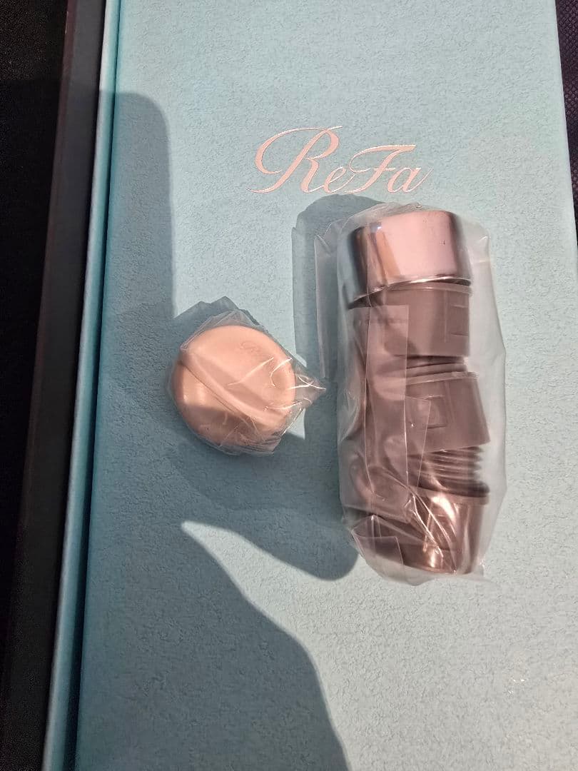 リファ ファインバブルピュア　ホワイト　新品