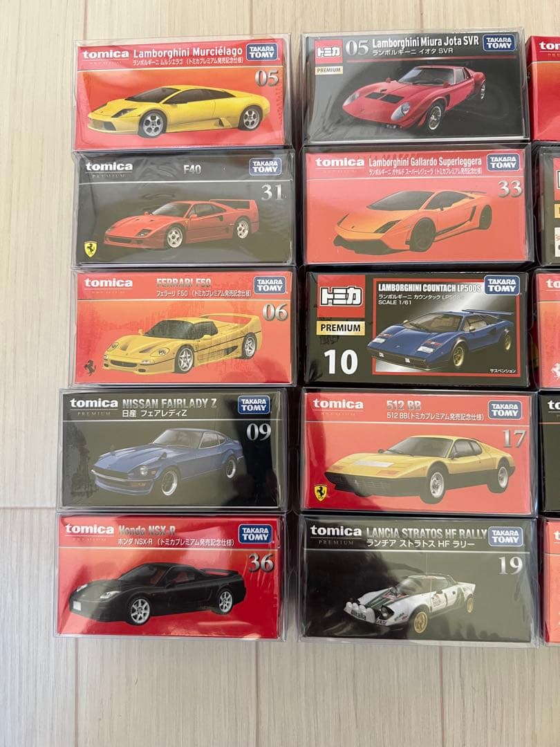 トミカプレミアム未開封品　19台セット売り