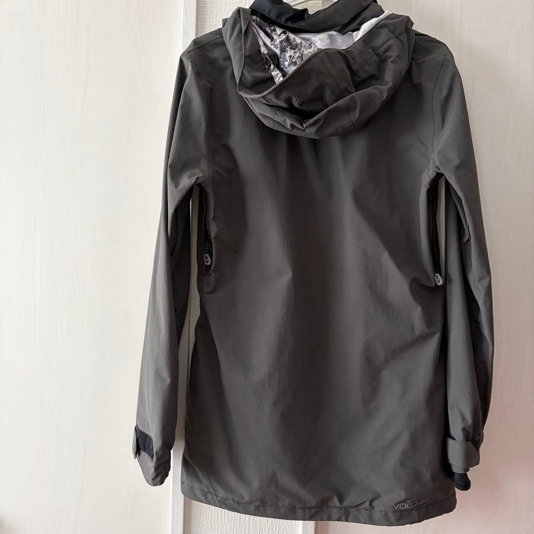 【VOLCOM 】GORE-TEXスノーボードジャケット Ｍサイズ