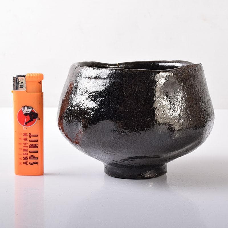 茶道具　九代　楽吉左衛門　了入造　黒楽茶碗　仕覆付　共箱　V　7571