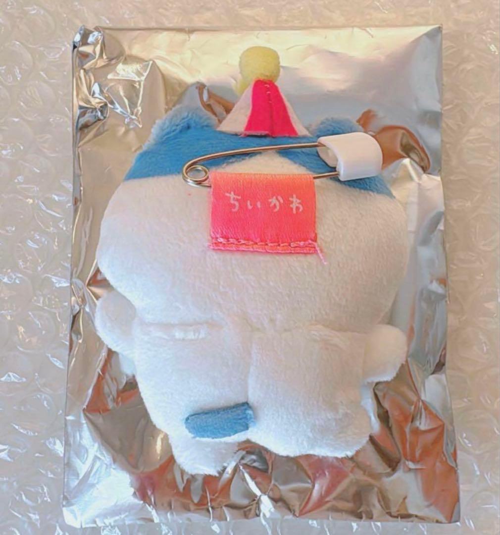 ★激レア★【新品未使用】ちいかわらんど　ぴーぽぽ　ハチワレ　バッジ　非売品