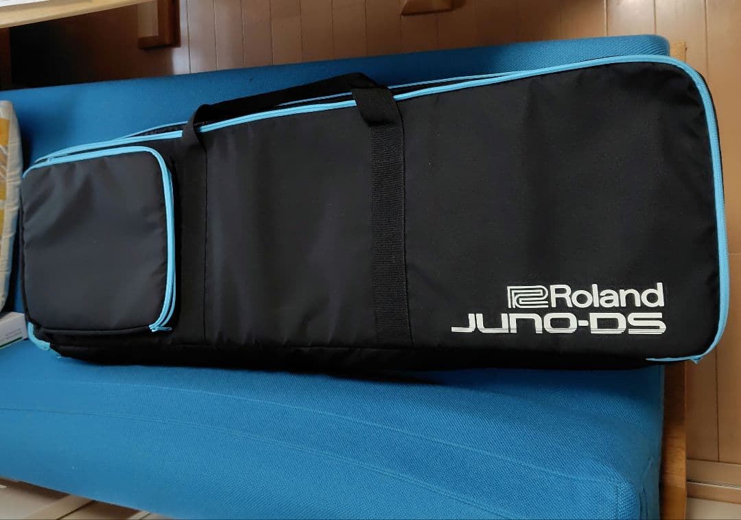 Roland JUNO-DS61 専用ケース付き