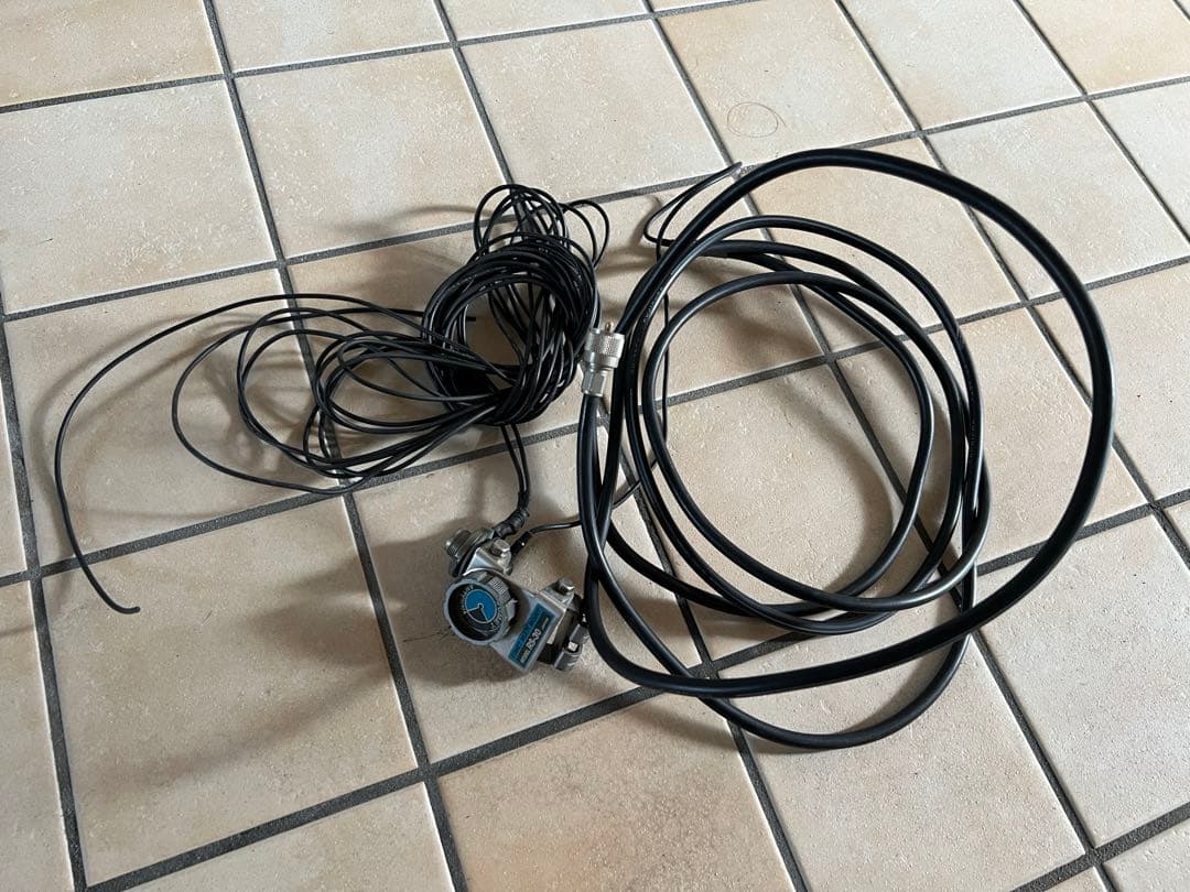 モービルアンテナ基台＋同軸ケーブル詰め合わせ