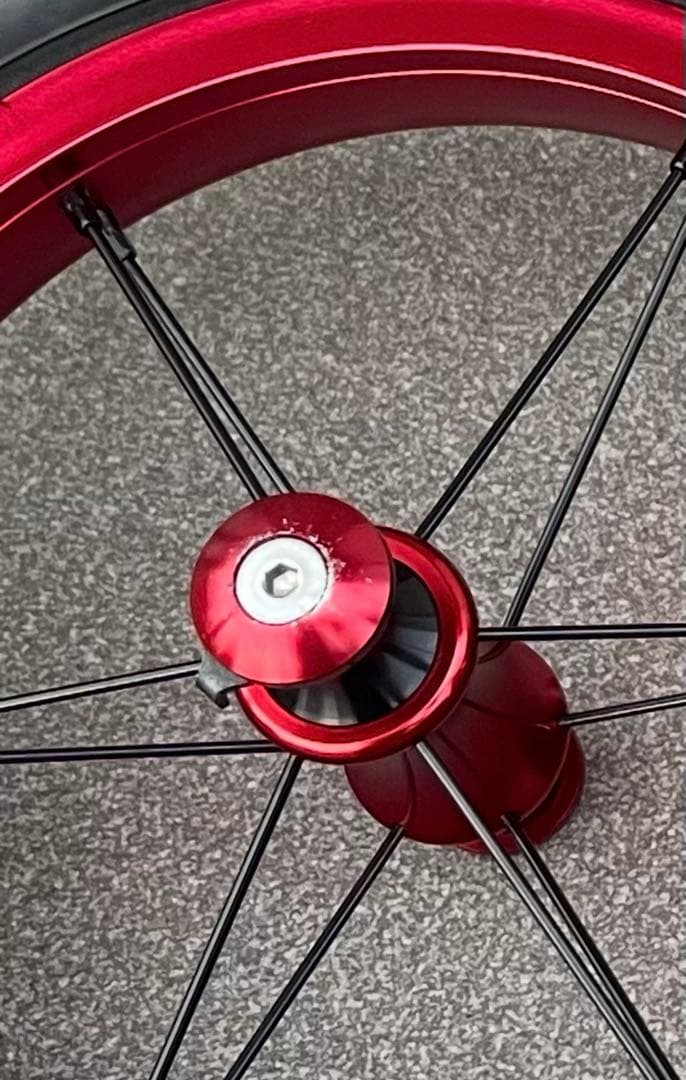 DADDYLAB HEX-WHEEL タイヤセット　ストライダー