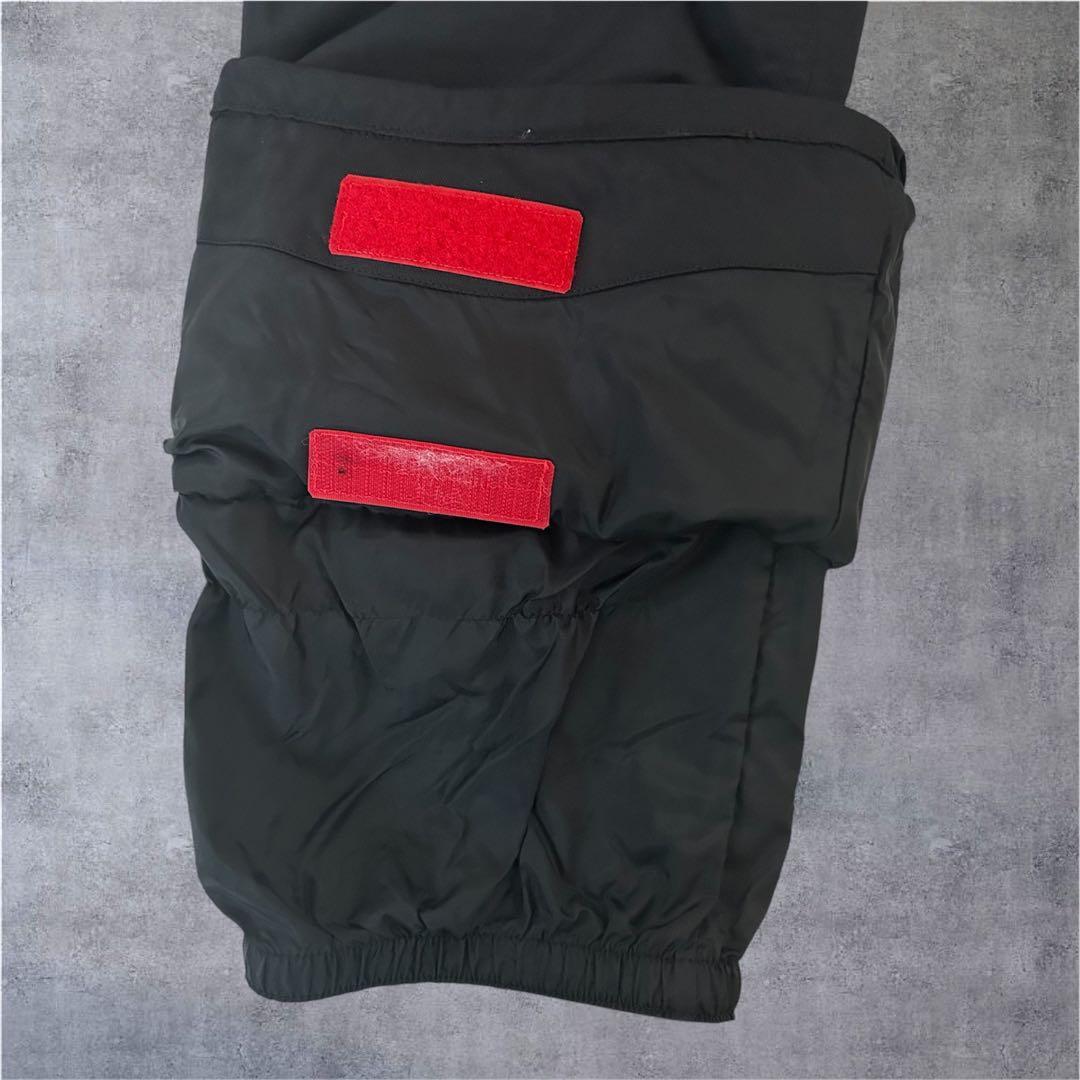 キッズ　BURTON スノーウェア上下セット 130 S 花柄 撥水 防寒