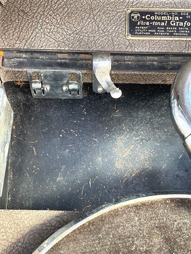ポータブル蓄音機 　コロンビア204