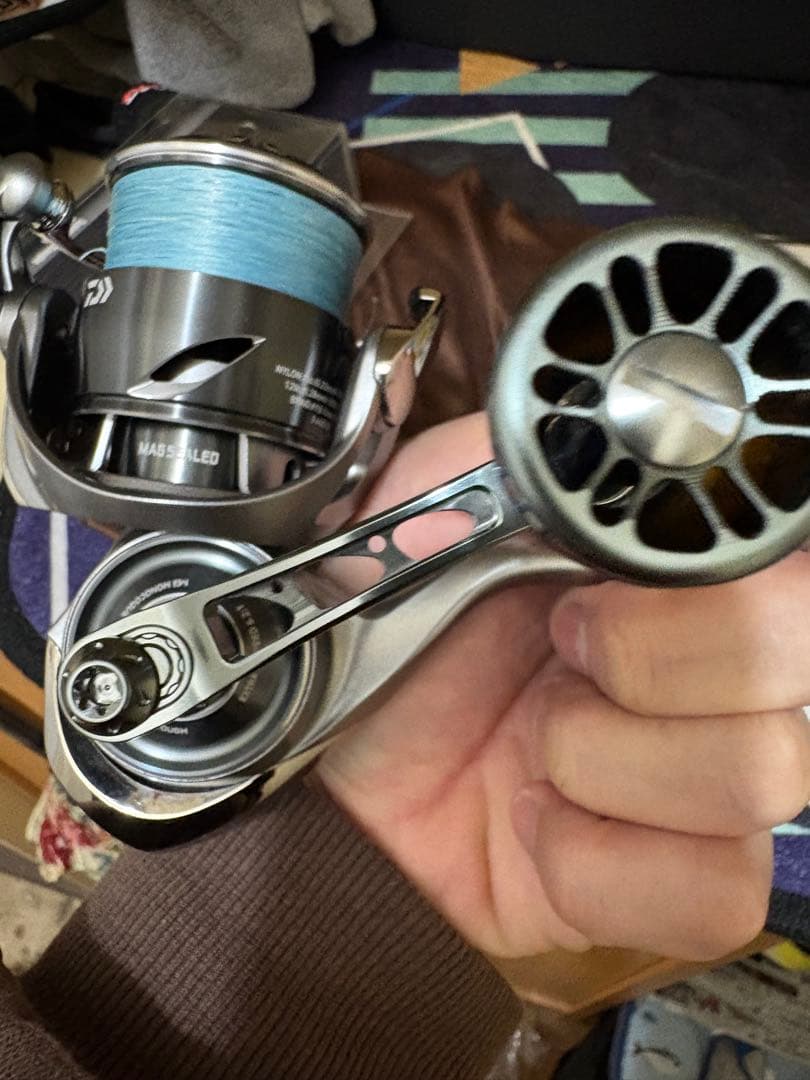 ダイワ25カルディア　LT3000xh カスタムハンドル付き　美品！