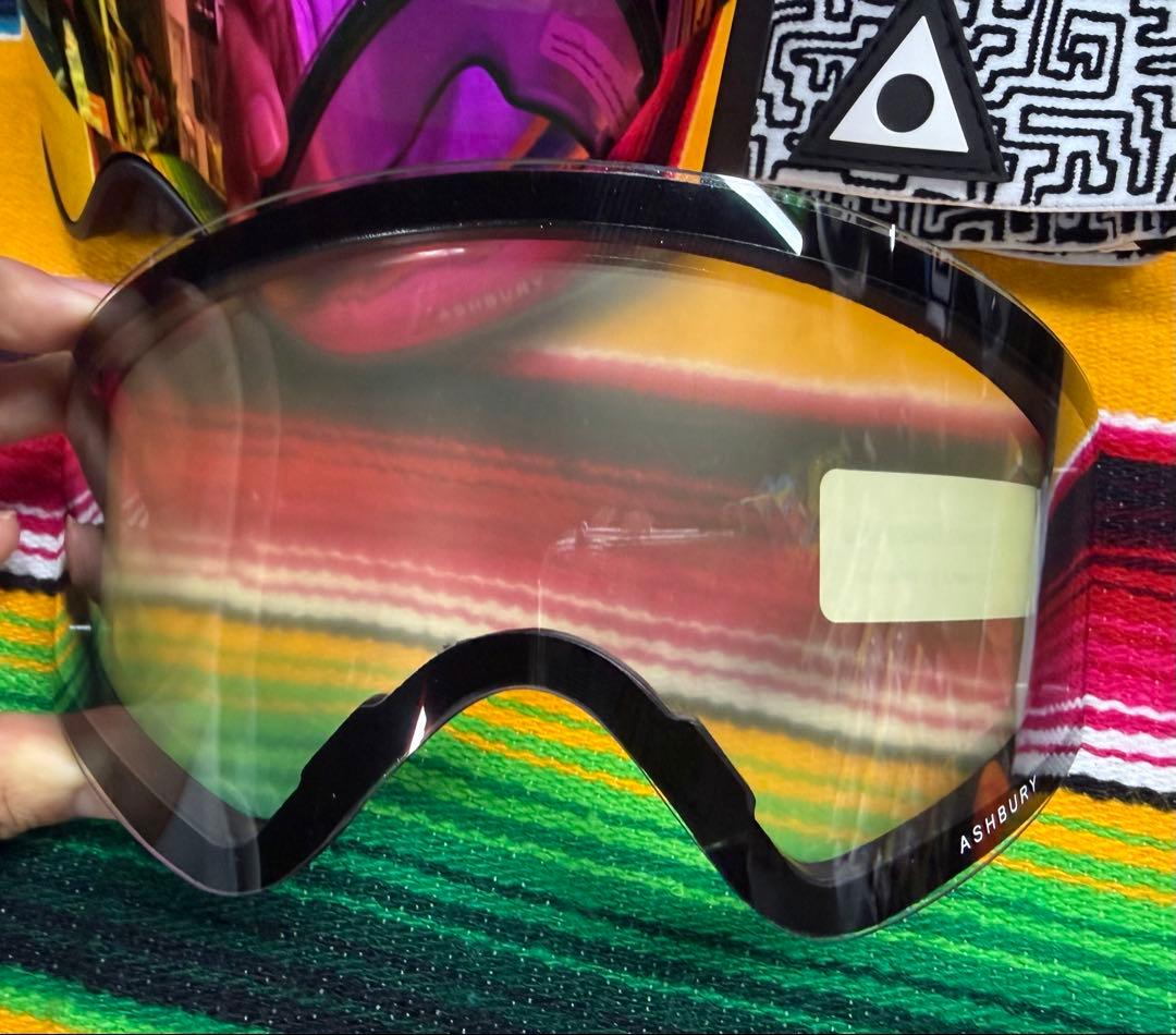 アシュベリー　Ashbury ゴーグル　スノーボード 未使用　ミラーレンズ