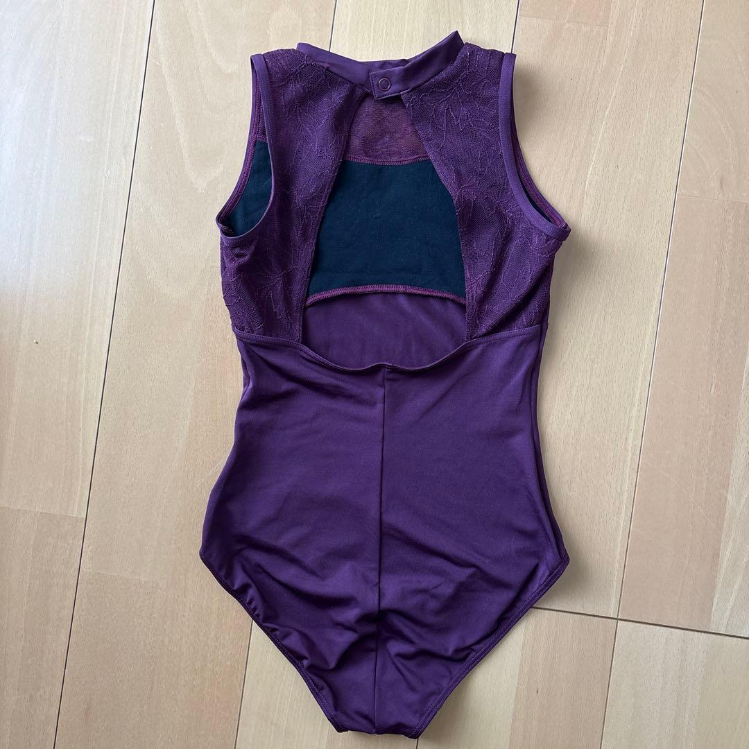 美品⭐︎チャコット ハイネックレオタード プラム150