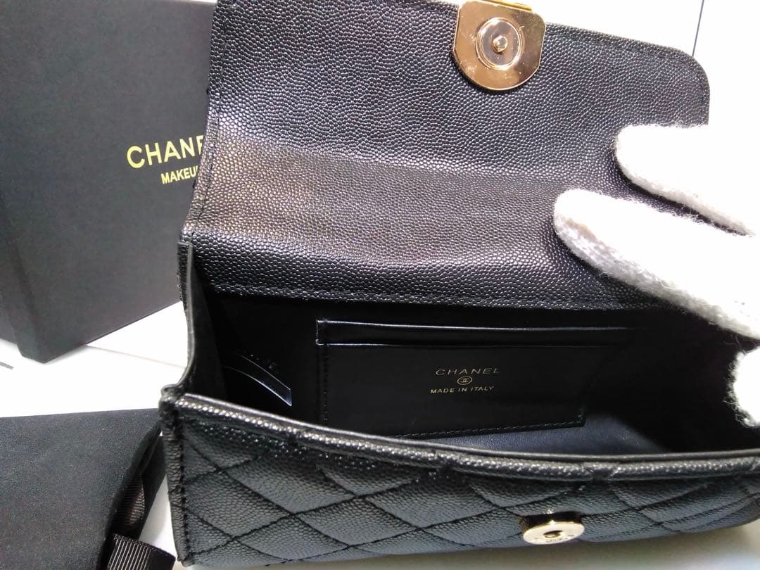 CHANEL(シャネル)ノベルティ　ブラック ショルダーバッグ　ブラックシャドー