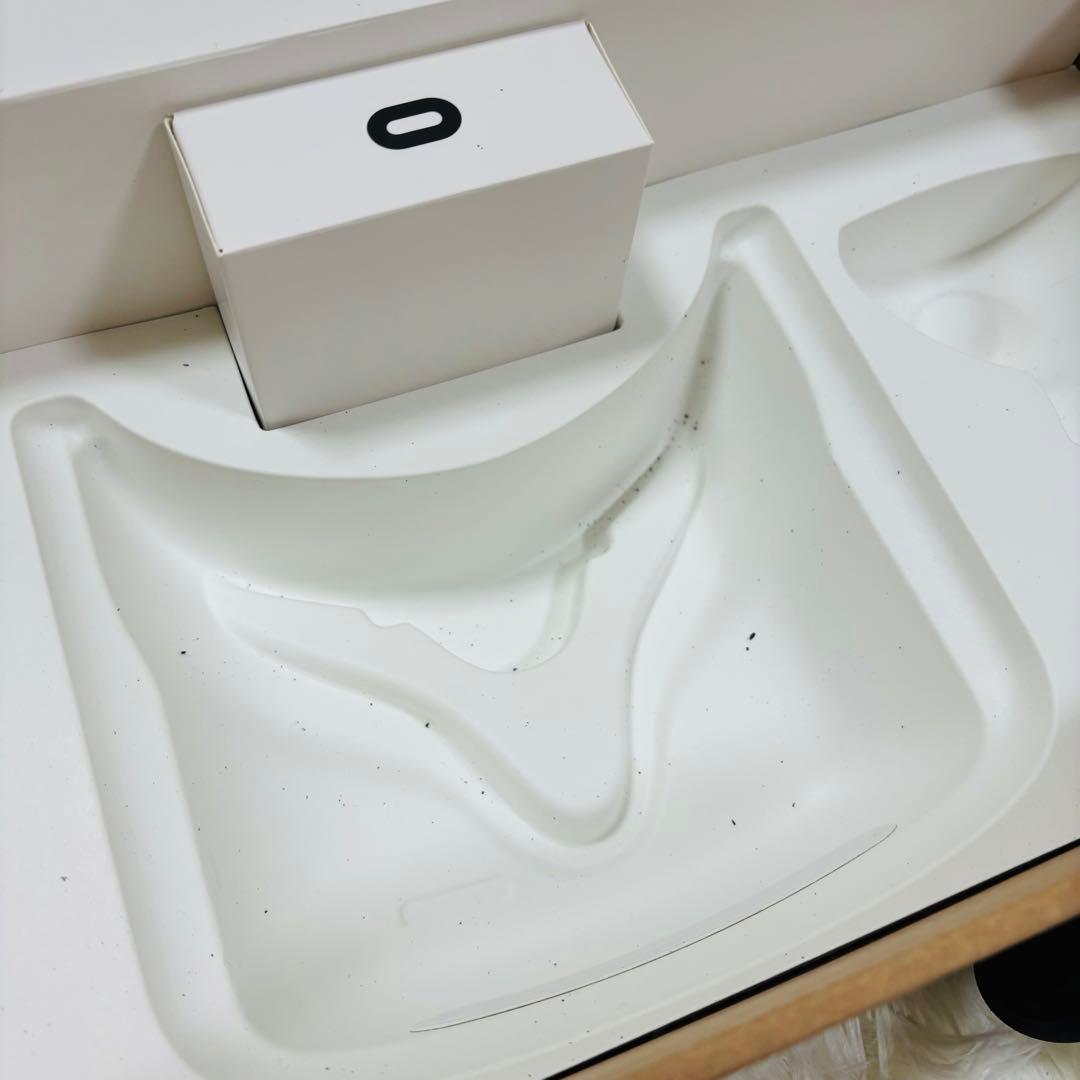 【訳あり】  Quest 2 VRヘッドセット256GB