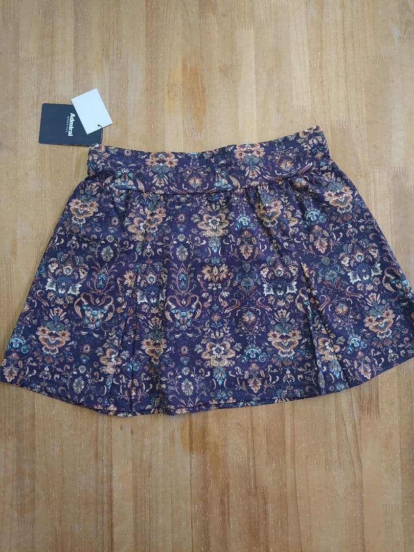 新品未使用　Admiral レディススコート ATLA553 BRW M