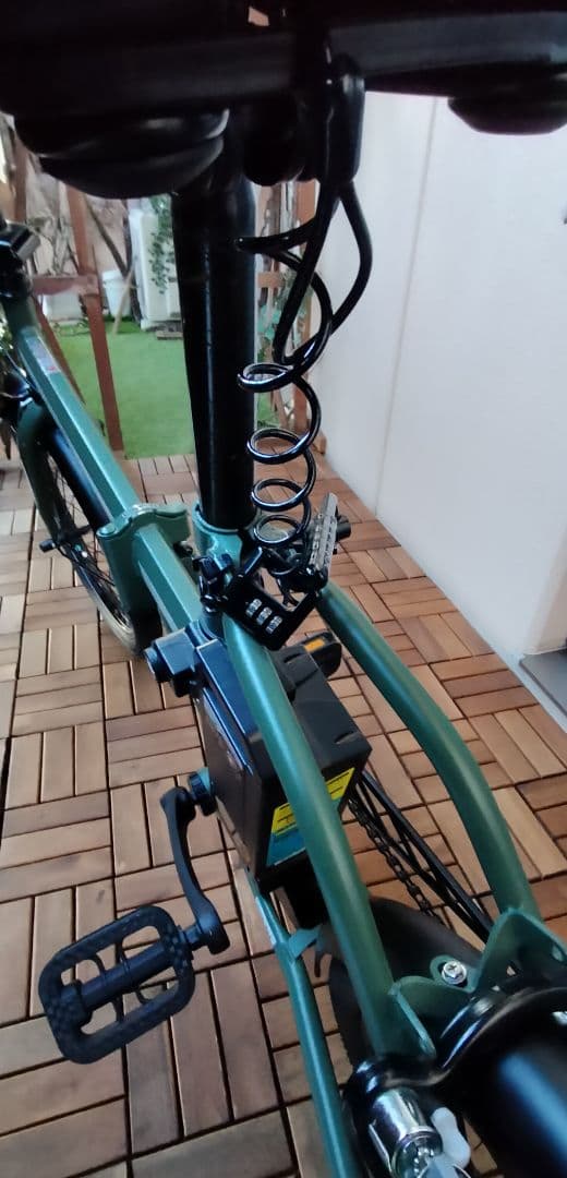 お値下げしました♪♪　20インチ　折りたたみ電動アシスト自転車