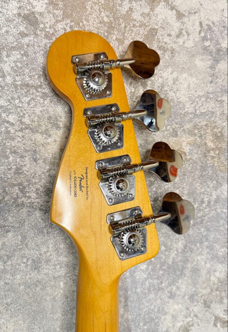 【美品】Squier Classic Vibe '60s Jazz Bass