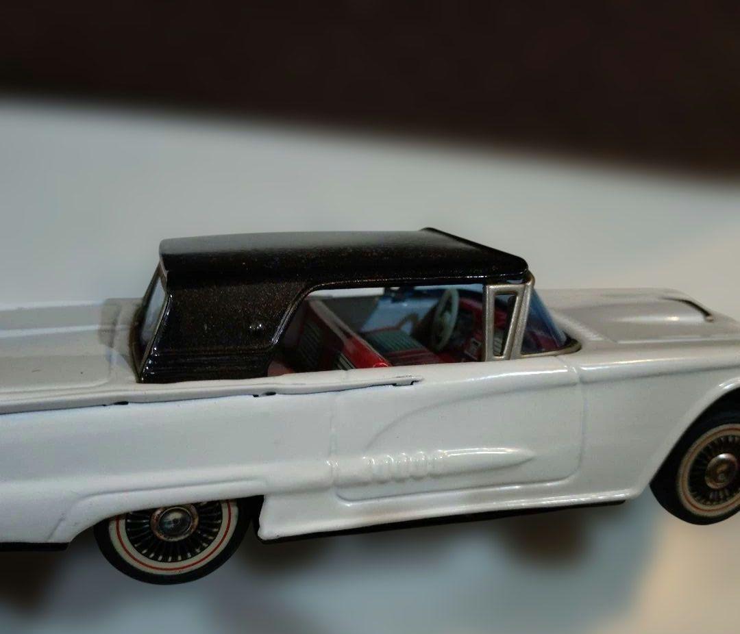 萬代屋BANDAIフォードサンダーバード　ブリキ玩具