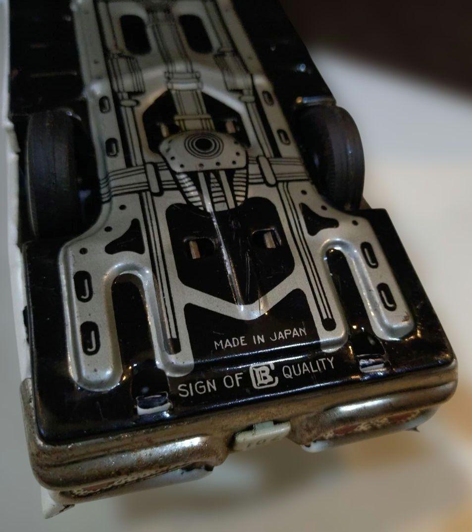 萬代屋BANDAIフォードサンダーバード　ブリキ玩具