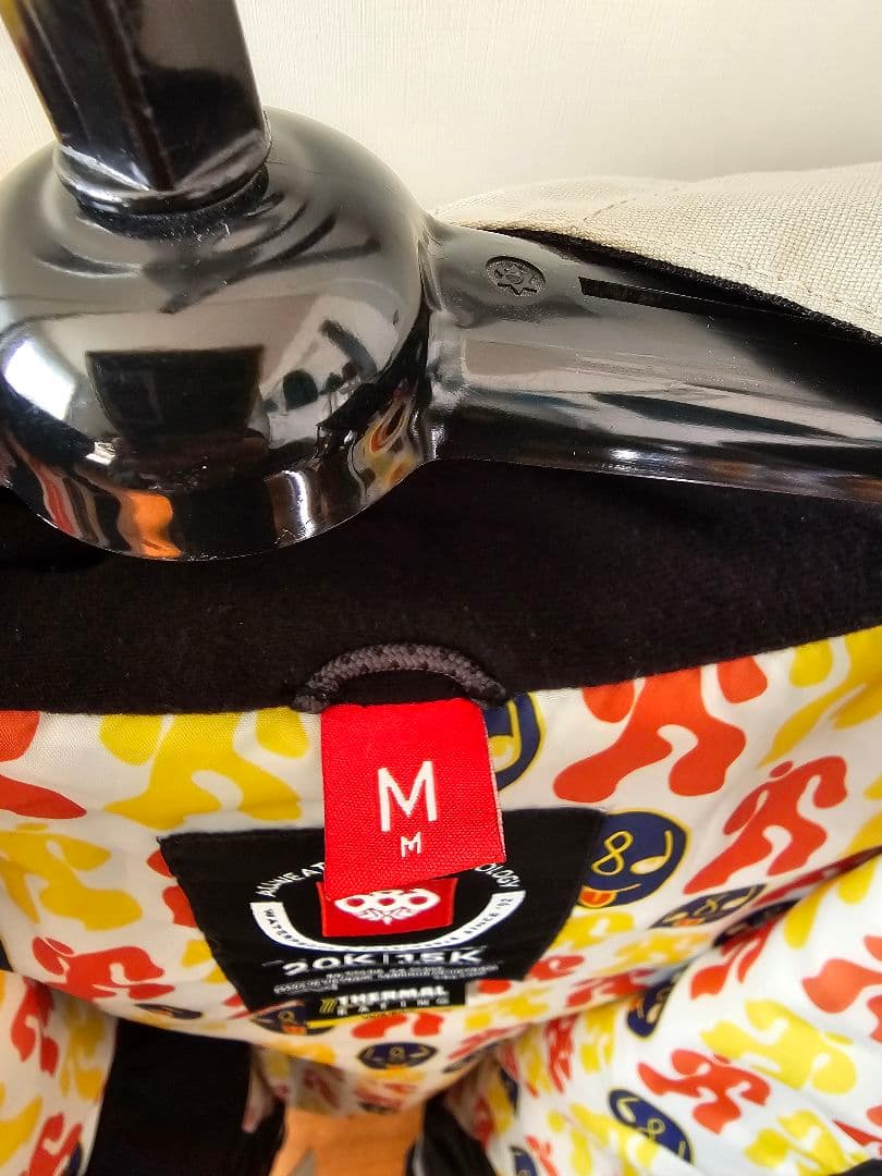 値下げ中！！686 dojo Mサイズ