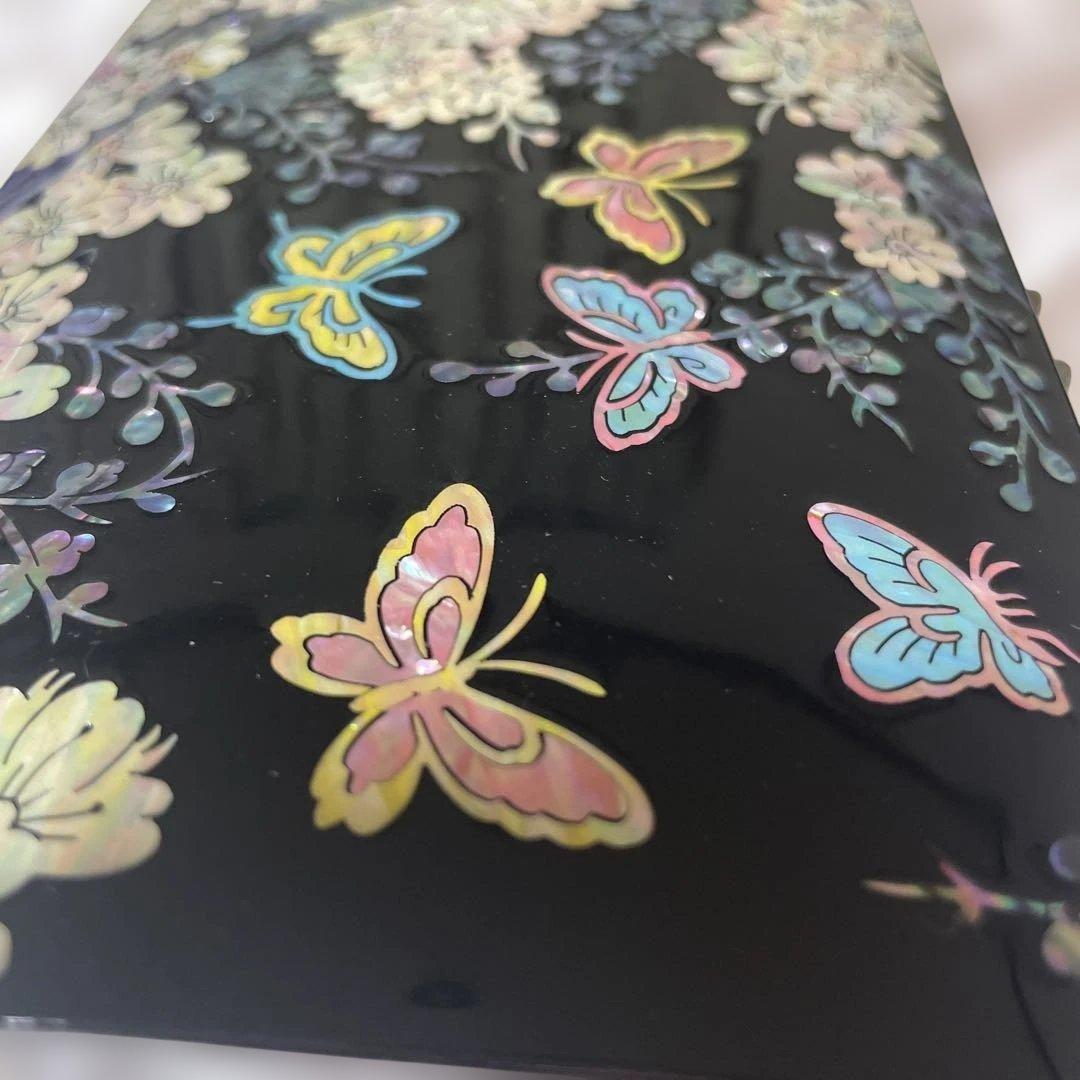 漆器 蝶と花の装飾 収納ボックス