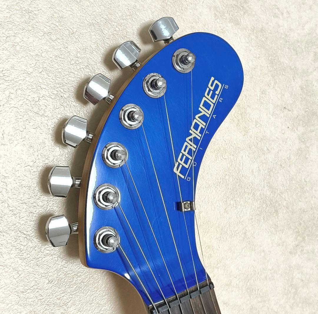 最終値下!【美品！】ZO-3 ブルー アンプ内蔵ミニギター ケース付 青色LED