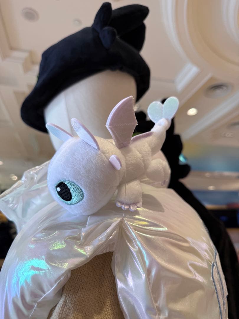 新商品　北京ユニバ限定　ヒックとドラゴン　トゥースレス　ライトフューリー