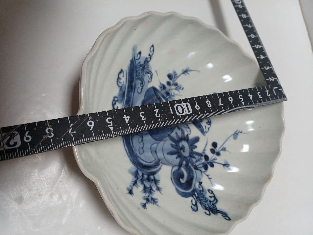 骨董　貝形皿　染付　正化年製　貫入