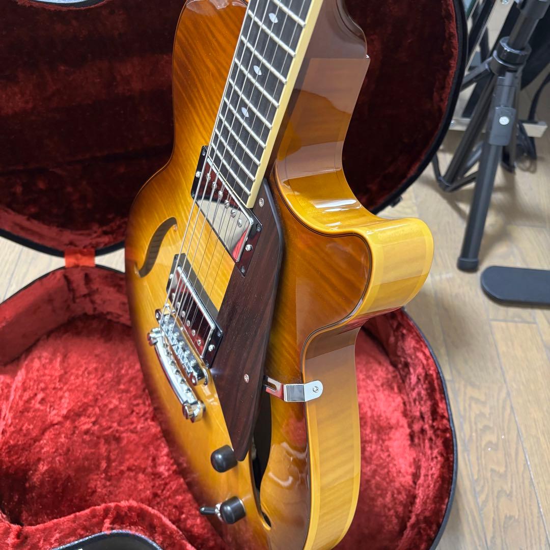 【美品】Sadowsky Semi Hollow Model