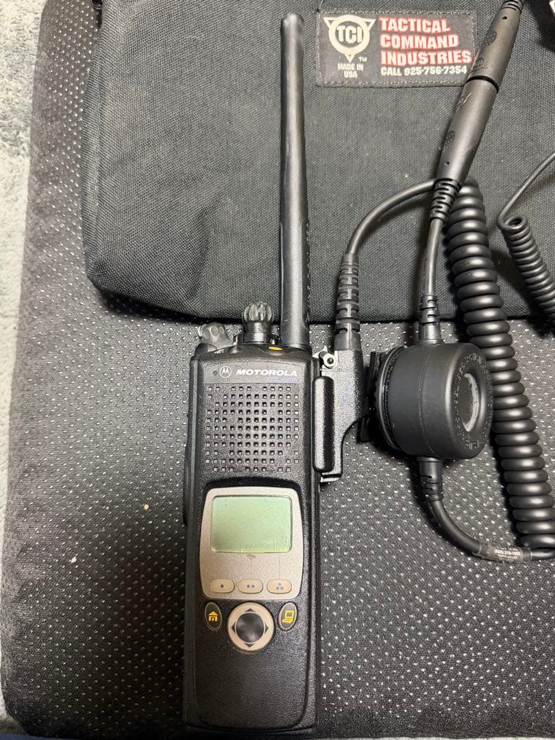 G*W様 MOTOROLA XTS 5000 R (不動品)TCI PTTスイッ