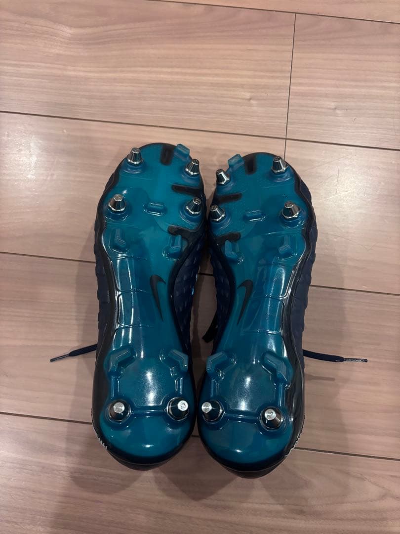Nike ハイパーヴェノム　ファントム3 DF SG