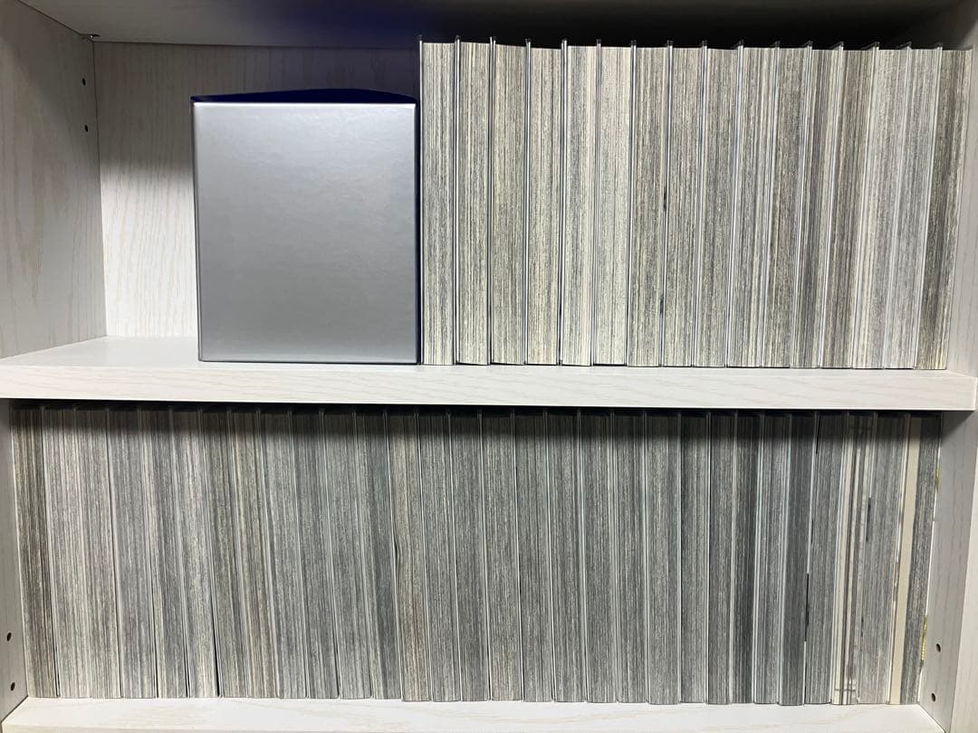 ベルセルク　新装版　1〜43全巻+ガイドブックetc...