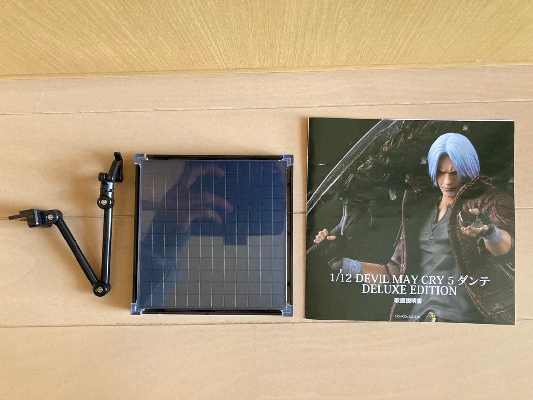 千値練　デビルメイクライ 5 ダンテ DELUXE EDITION