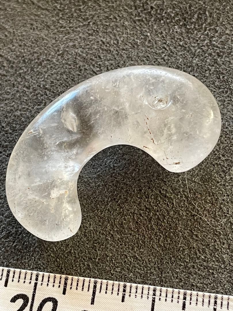 古墳時代　水晶製勾玉　出土品