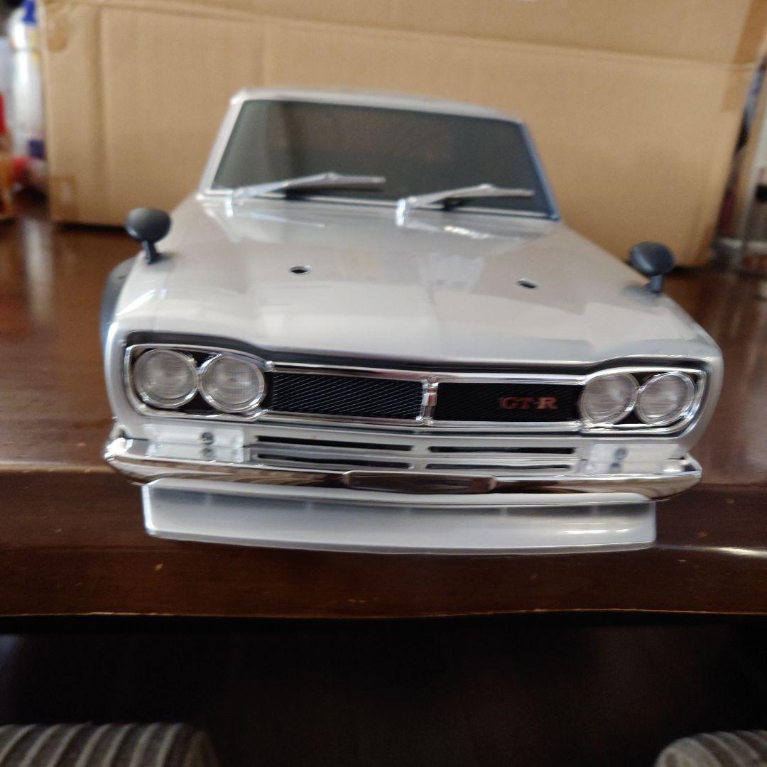 京商1/10ハコスカ GT-R ボディーシルバー ハロゲン色ライト付き