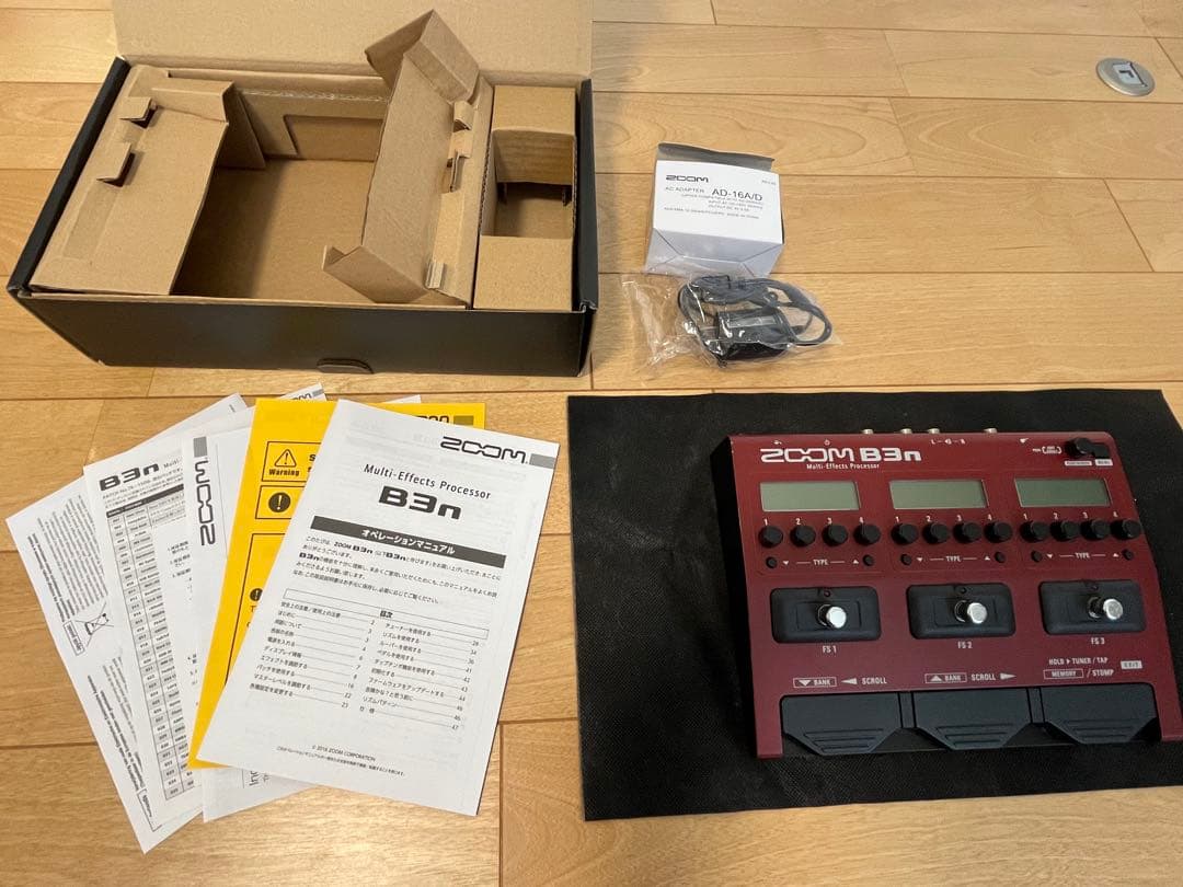 【今週土日最終値下げ】ZOOM B3n マルチエフェクター