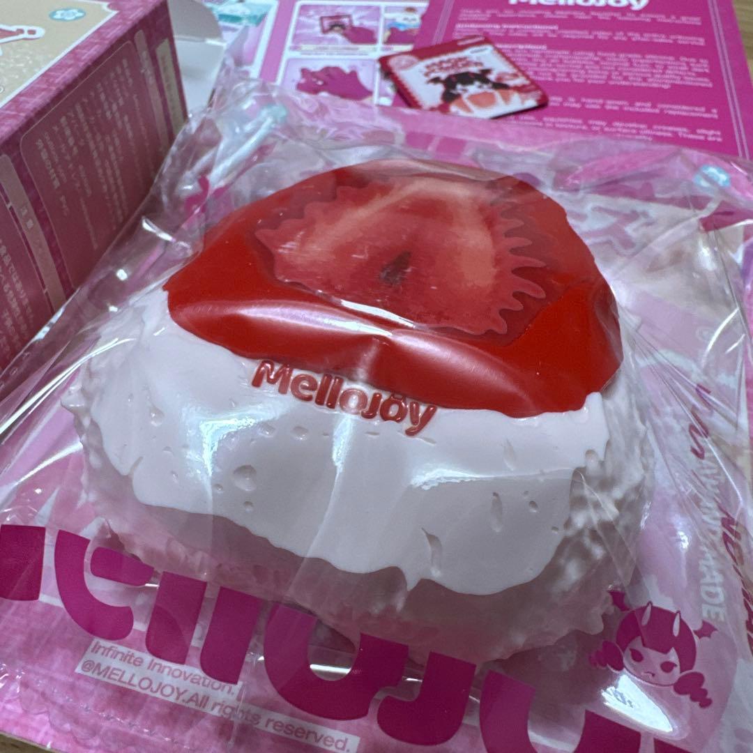付属品全部付き　Mellojoy メロジョイ 大福シリーズ いちご スクイーズ
