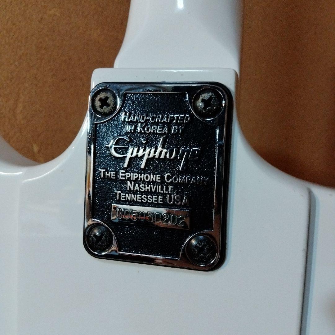 美品 Epiphone Thunderbird '05 ホワイト ブラックパーツ