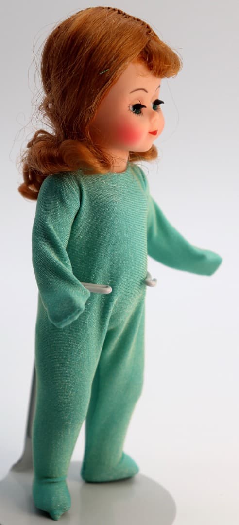 Madame Alexander ディノザウルス・コスチューム人形 約18cm