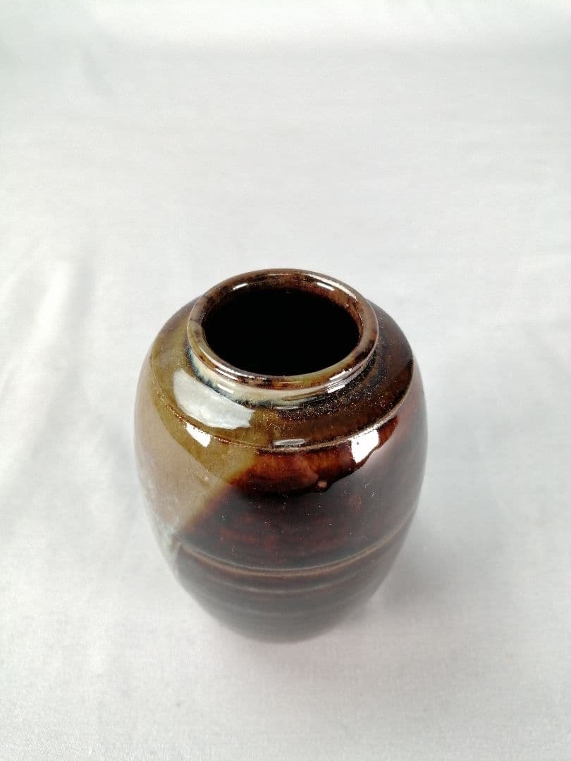 【茶事具】高取喜恵造　高取肩衝茶入　濃茶器　茶入250