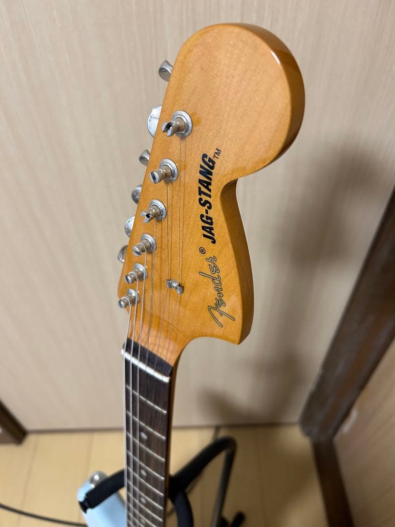 Fender  Cobain Jag-Stang ジャグスタング