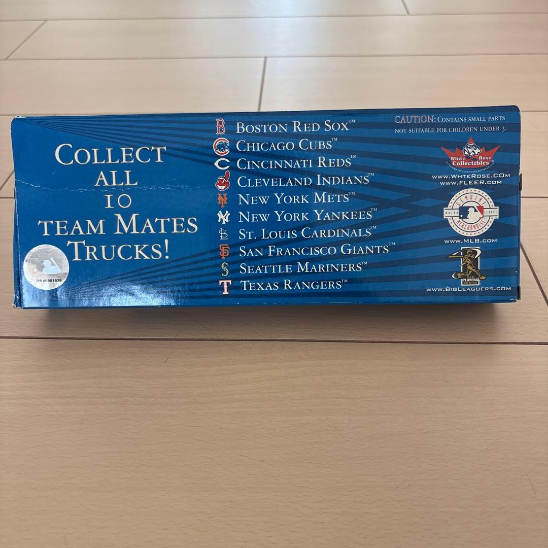 輸入品ニューヨーク・ヤンキース ミニカー トレーラー　トラック　メジャー