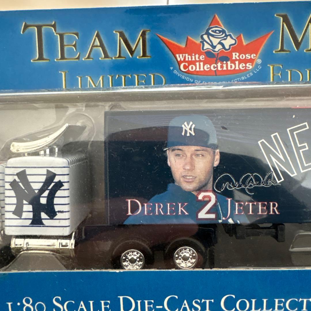 輸入品ニューヨーク・ヤンキース ミニカー トレーラー　トラック　メジャー