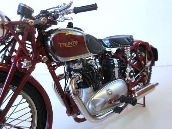 特価 MINICHAMPS (1/12) トラインフ Speed Twin