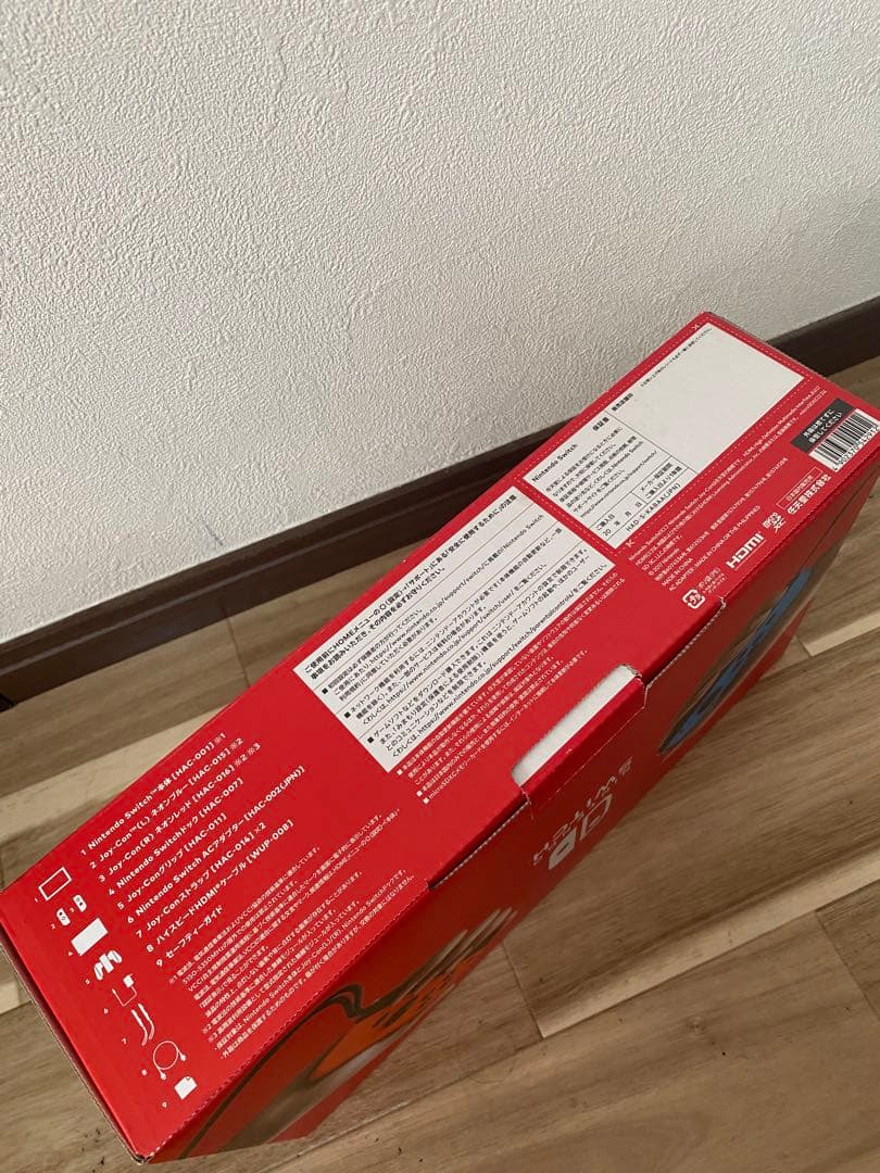 【新品未使用】Nintendo Switch 本体　青/赤