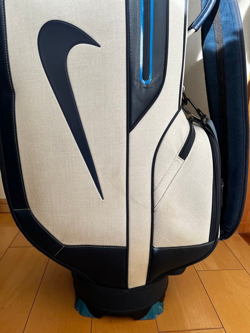 美品　完売品　希少カラー　NIKE ナイキゴルフ　レトロ　カートキャディバッグ