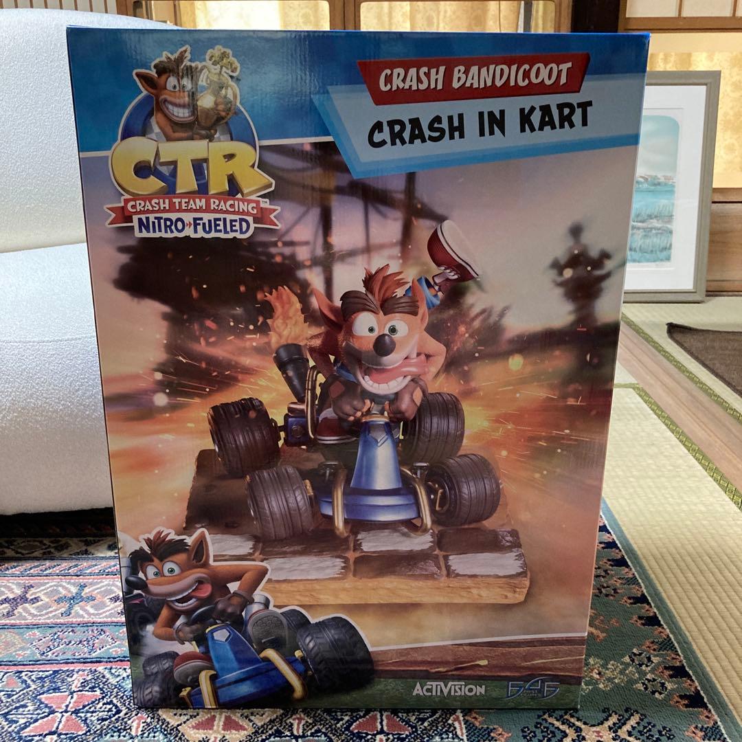 クラッシュ・バンディクー レーシング ブッとびニトロ! 　 スタチュー カート