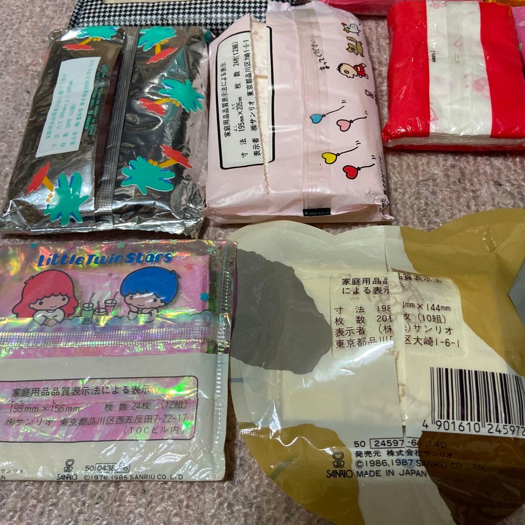 サンリオ♡レトロ　ポケットティッシュ　２4点セット