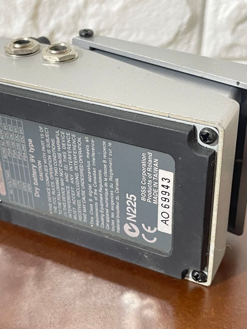 【２週間保証付き】BOSS ベースシンセサイザー SYB-3