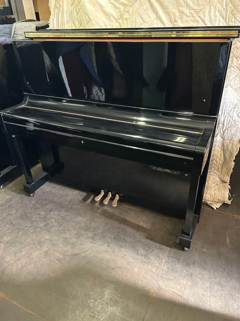 超価格、ディアパンピアノD126CE、人気のスタンダードタイプ、お買い得1台限！