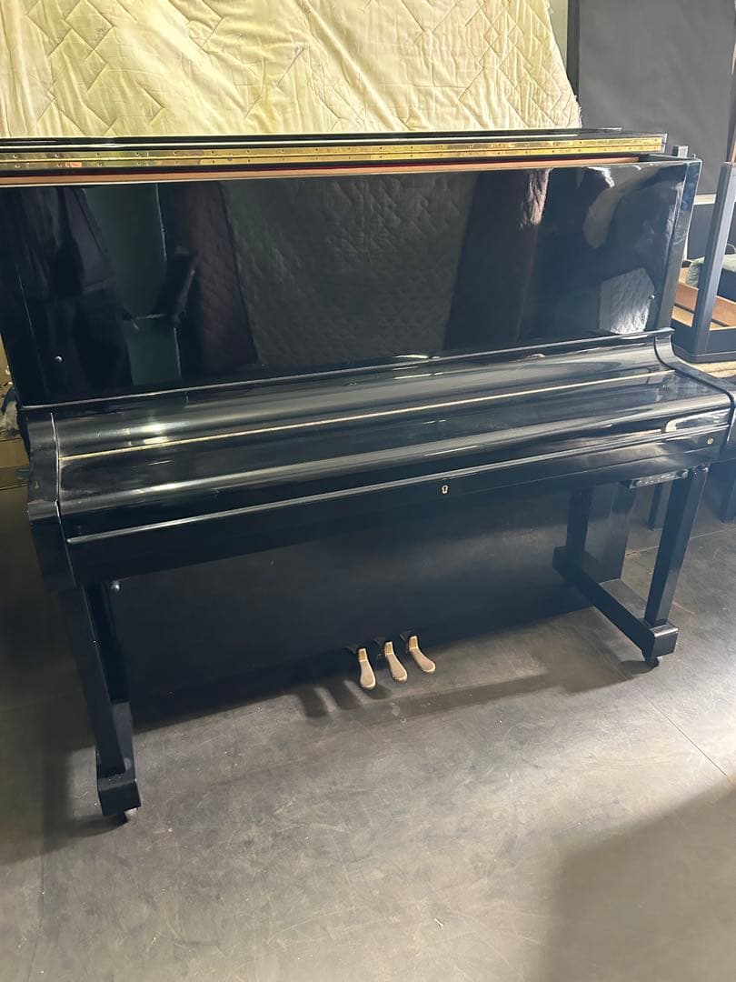 超価格、ディアパンピアノD126CE、人気のスタンダードタイプ、お買い得1台限！