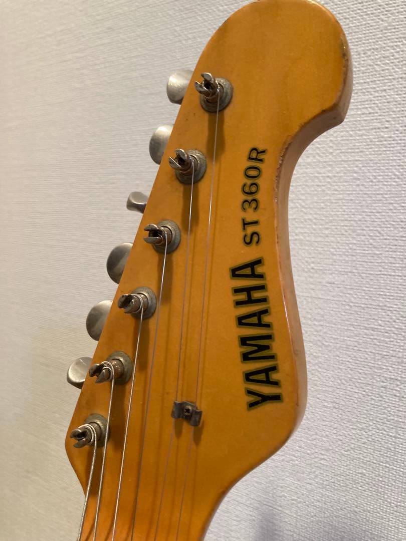 ヤマハ　ST360R　エレキギター