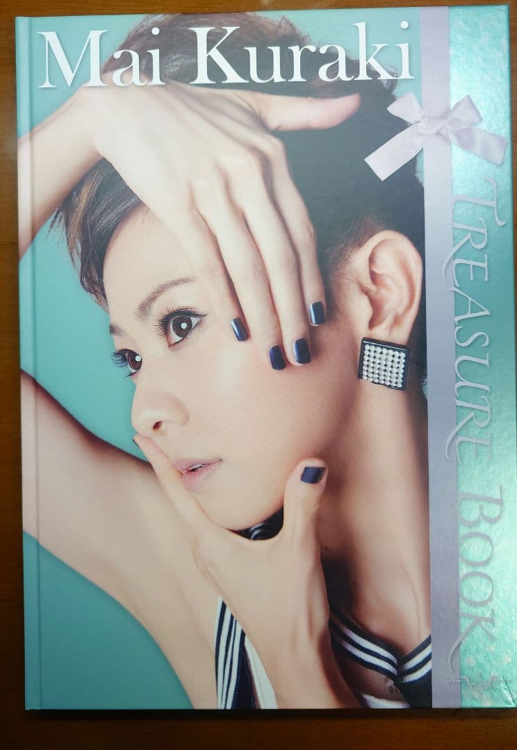 ミュージシャン Mai Kuraki Treasure Book